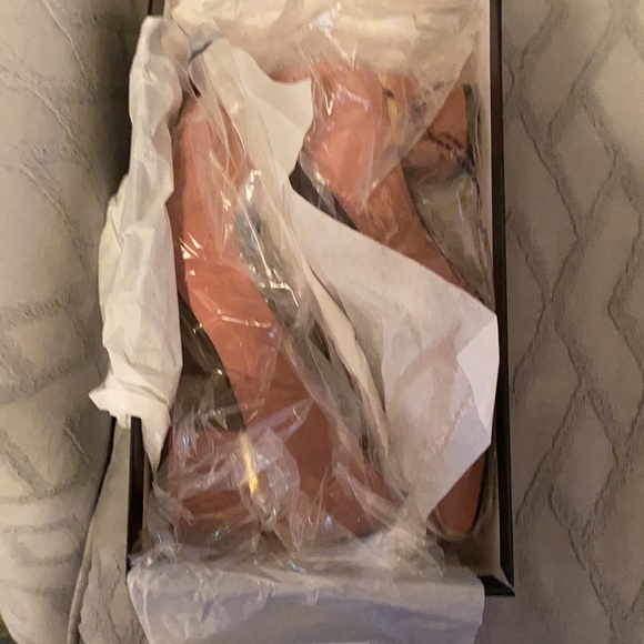 Talbots suede Parisian clay heels - Picture 6 of 7